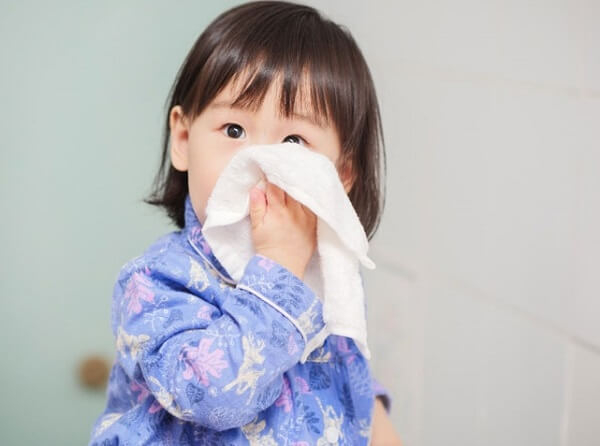 Triệu chứng cảm lạnh thường gặp ở trẻ