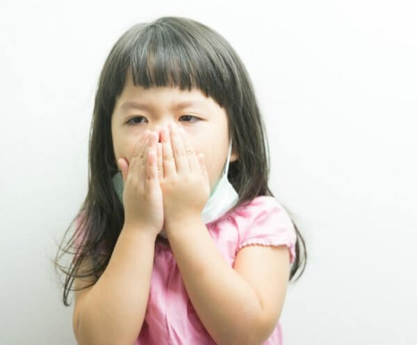 Viêm mũi dị ứng để lại nhiều biến chứng nguy hiểm cho trẻ
